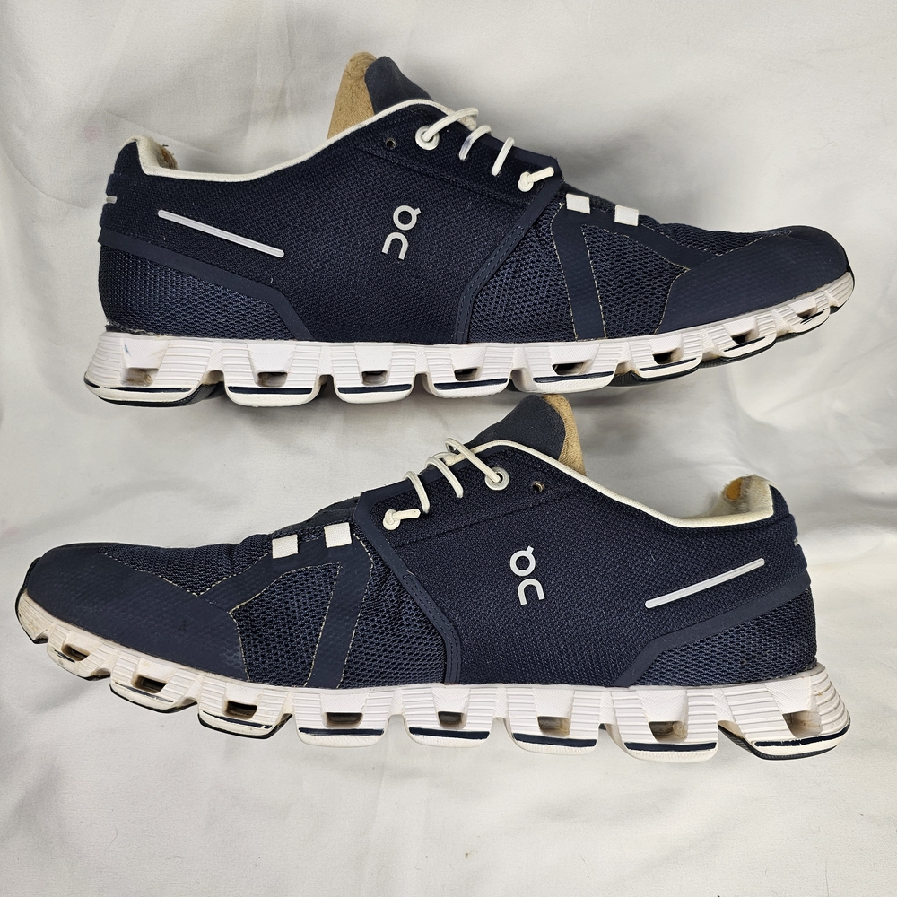 On Cloud Running Athletic Sneakers Men's 10.5  Dark Blue Athletic Running  Shoes